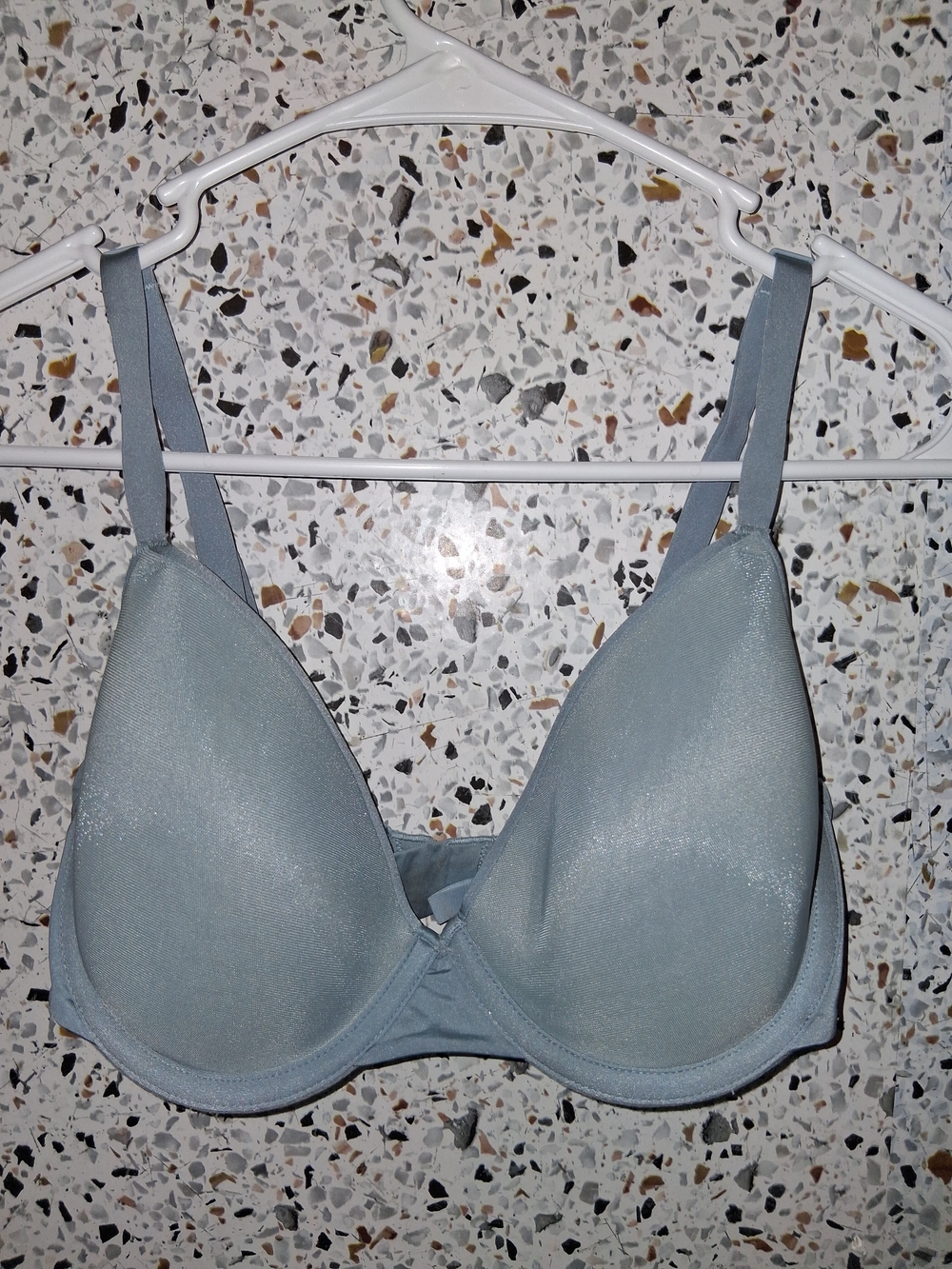 Women's Skims Tshirt Bra Size 32DD Lightly Lined With Wires Turquoise